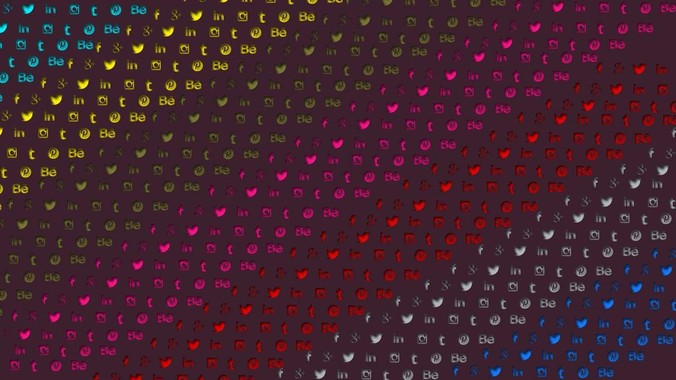 为什么有些NAS用户弄那么多硬盘?